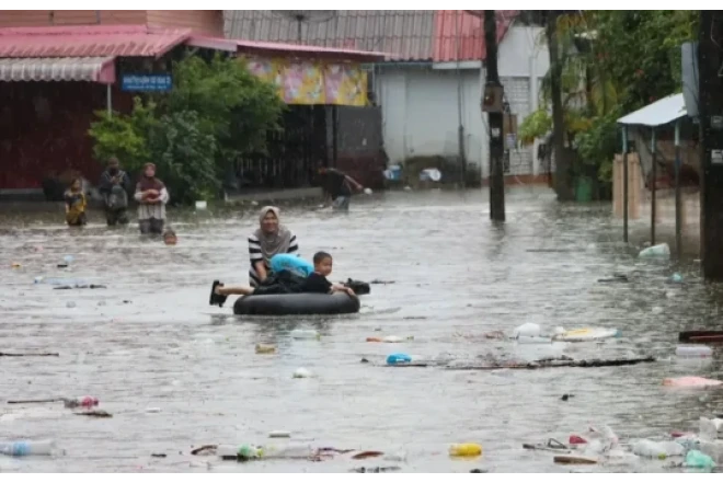 Taylandda daşqınlar 18 nəfərin həyatına son qoyub 