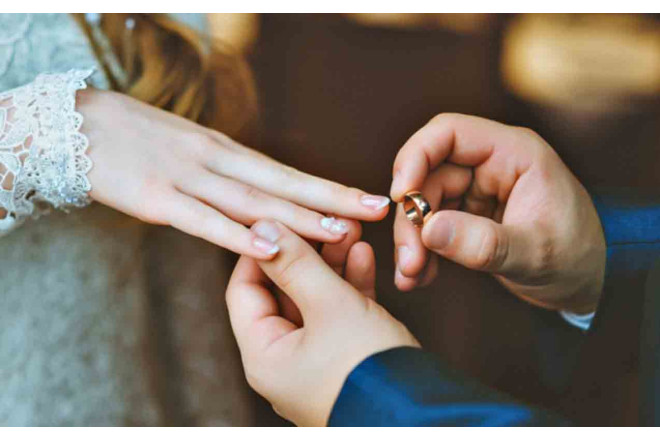 15 yaşlı qızı nişanlamaq istədilər