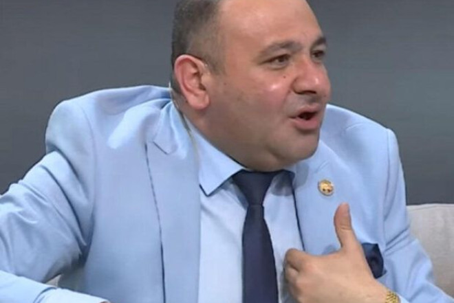 Namiqdən ŞOK AÇIQLAMA: "İstəsəm, 20 yaşında qız alaram, yeməyim qaymaq, baldır"