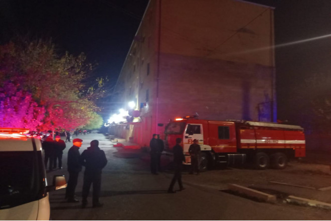 Goranboyda döşəməsi çökən bina söküləcək 