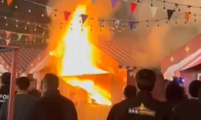 Fəvvarələr meydanında yanğın baş verib 