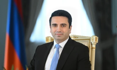 Alen Simonyan Azərbaycana səfər etməyə hazırlaşır