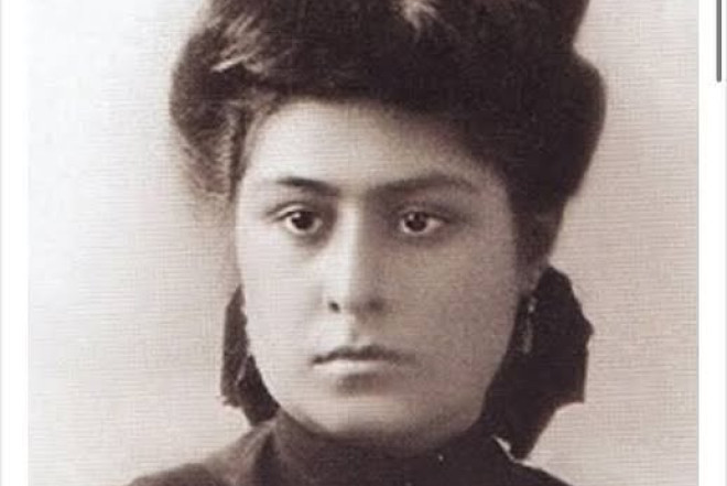 Azərbaycanın ilk qadın aktrisası və tibb işçisi 