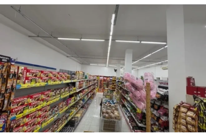 Marketdə kampaniya gərginliyi: Müştərilər arasında dava baş verdi - VİDEO