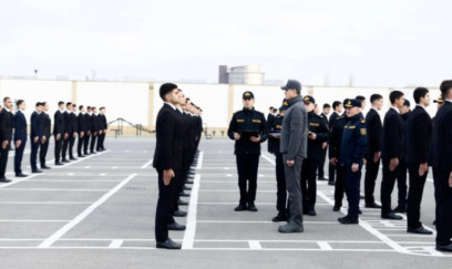 Vilayət Eyvazov sıra baxışı keçirib - FOTOLAR