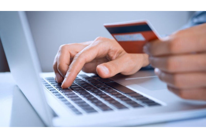 Bank kartları necə oğurlanır? - Mütəxəssis açıqladı