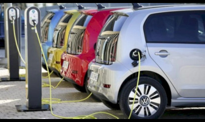 Ekspert Xidmət rəsmisinə iradlarını bildirdi: “Nə tez unutduq?”