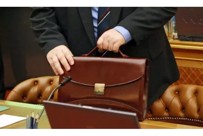 Bir neçə rayonda icra başçıları yeni müavin axtarışına çıxıb - SİYAHI