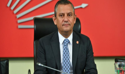 Özgür Özel yenidən CHP sədri seçilib 