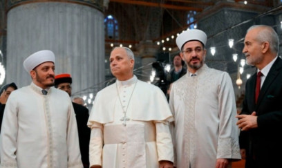 Roma papası XIV Leo İstanbulun Mavi məscidində olub 