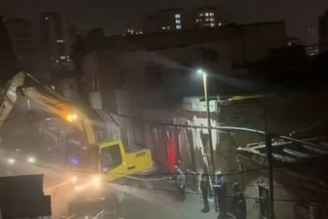 "Nizami" stansiyasının yuxarı küçələrində söküntü işlərinə başlanıldı - VİDEO