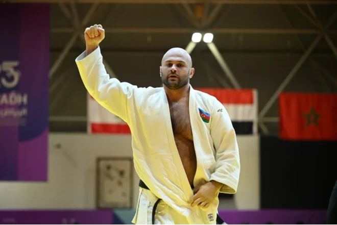 Cüdoçumuz Əbu-Dabidə medal qazandı 