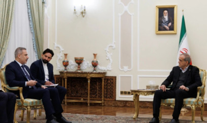 Tehranda Pezeşkianla Fidan arasında görüş olub 