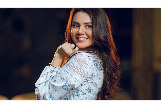 Oksana Rəsulova yeni teatr səhnəsində işə başladı - VİDEO