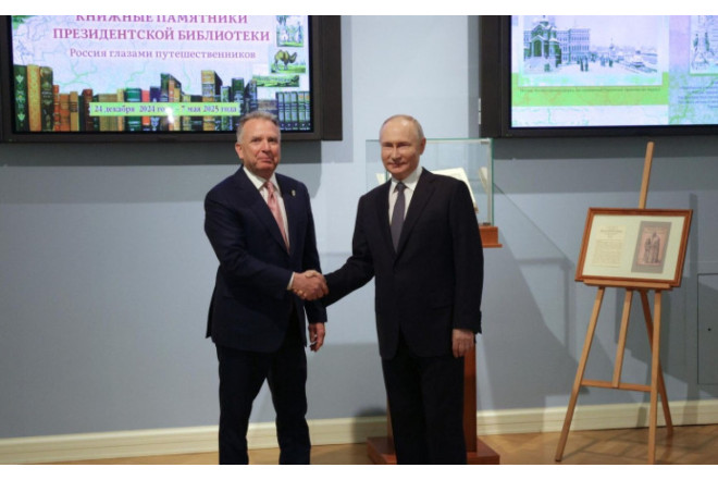 Trampın etibar etdiyi şəxs Putinin görüş masasında