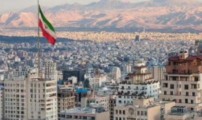 Rusiya səfirliyi vətəndaşlarına İranda foto və video çəkməməyi tövsiyə edib