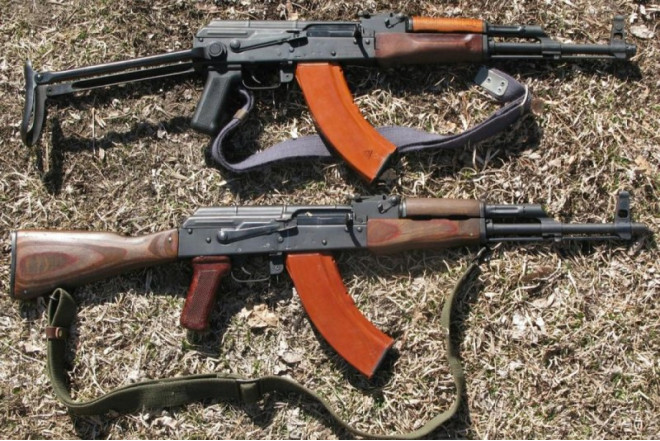 Polis silah-sursat ələ keçirdi