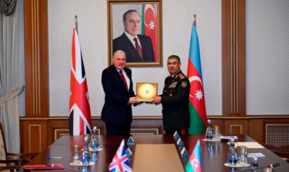 Səfir: Azərbaycan Britaniya üçün müdafiə və təhlükəsizlik sahələrində dəyərli tərəfdaşdır 