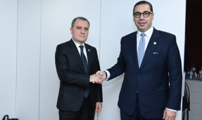 Ceyhun Bayramov Kiprin XİN rəhbəri ilə görüşüb 