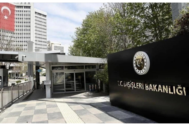 Ukrayna və Rusiyadan olan diplomatlar Türkiyə XİN-ə çağırılıb 