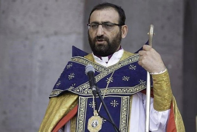 Ermənistanda daha bir arxiyepiskop həbs edildi 