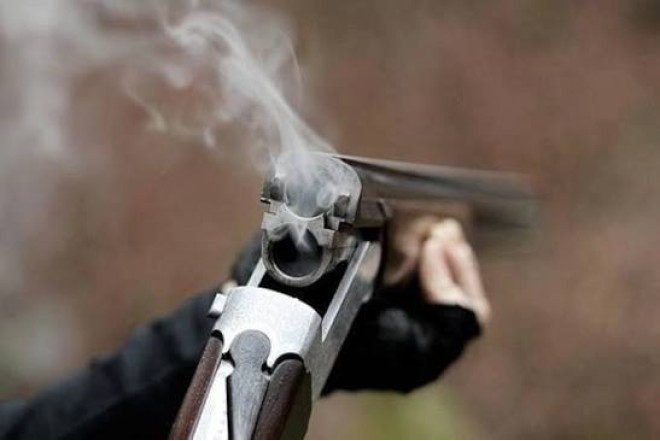 Qaxda silahlı insident: Bir nəfər yaralanıb