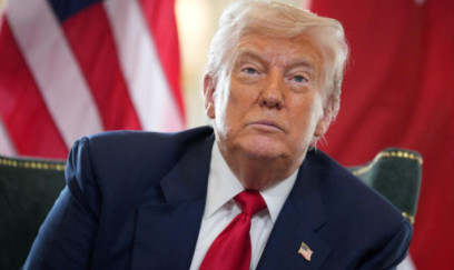 Tramp uşaqlara peyvəndlərlə bağlı 72 iynə vurulmasına qarşı çıxıb