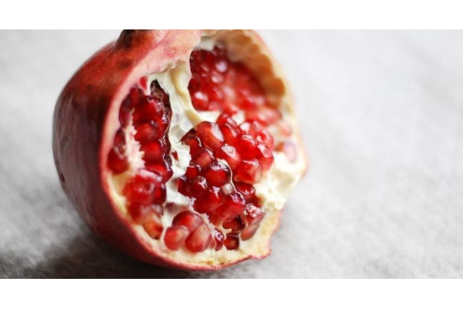 Kimlərə nar yemək olmaz – Təhlükə