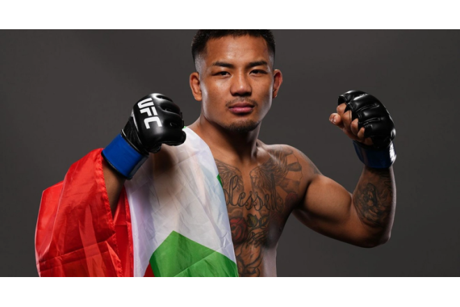 Myanmalı Van UFC çempionu olaraq tarixə düşdü 