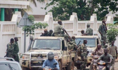 Benində dövlət çevrilişinə cəhdin qarşısı alınıb - 13 nəfər...