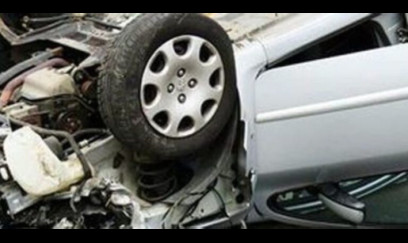 Gəncədə iki avtomobil toqquşdu 