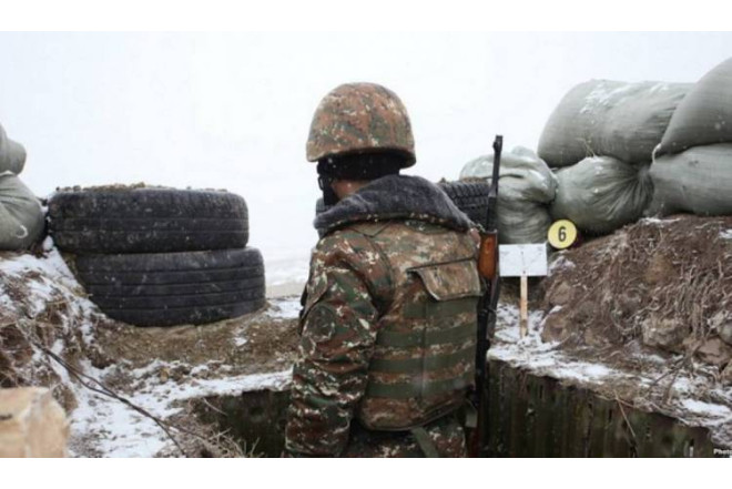 Ermənistanda zabit öldü