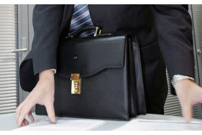 İcra başçısı iki nəfəri işdən çıxardı - Yeni təyinat