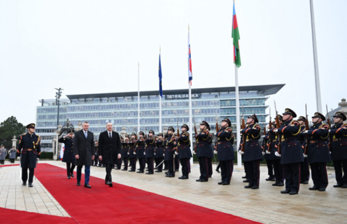 Prezident İlham Əliyevin Bratislavada rəsmi qarşılanma mərasimi olub 