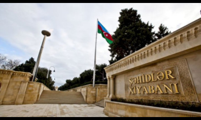 Araqçı Şəhidlər xiyabanına getdi 