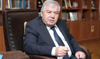 “Qanunları bizə uyğunlaşdıranlar dilimizi təmiz bilmir” 