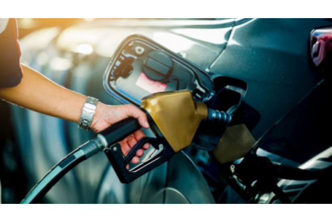 Yol vergisi benzin, dizel və qaz üçün 3,5 dəfə artırıldı 