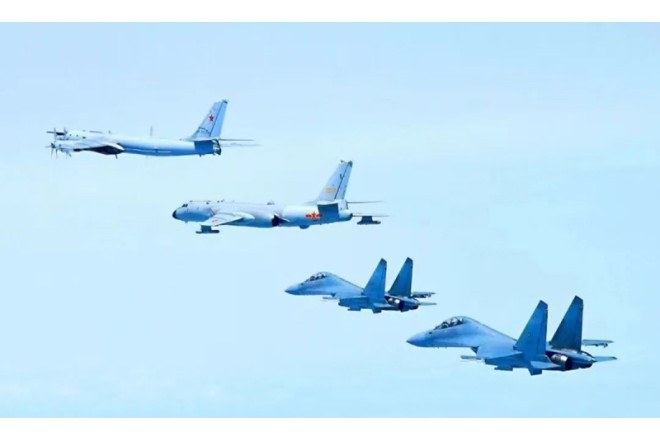 Çin və Rusiya orduları hava patrulları həyata keçirib