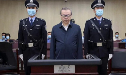 Sabiq direktor rüşvətə görə ölüm hökmü aldı