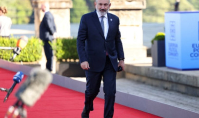 Paşinyan Almaniyada səfərdədir