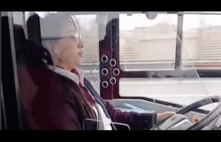 “BakuBus” qadın sürücü ilə bağlı yayılan görüntülərə cavab verdi