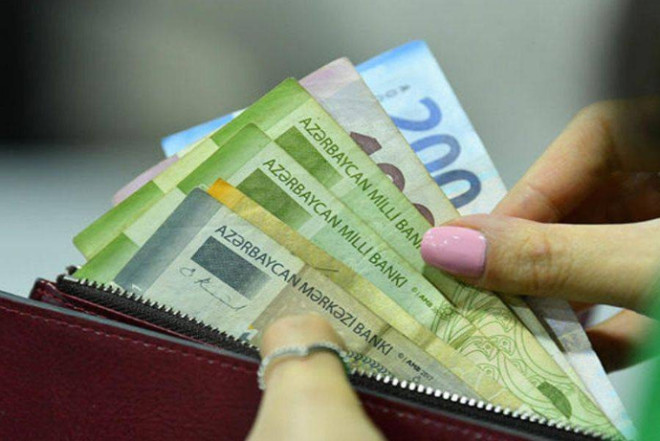 İşçilərə əməkhaqqı iki dəfəyə verilə bilər