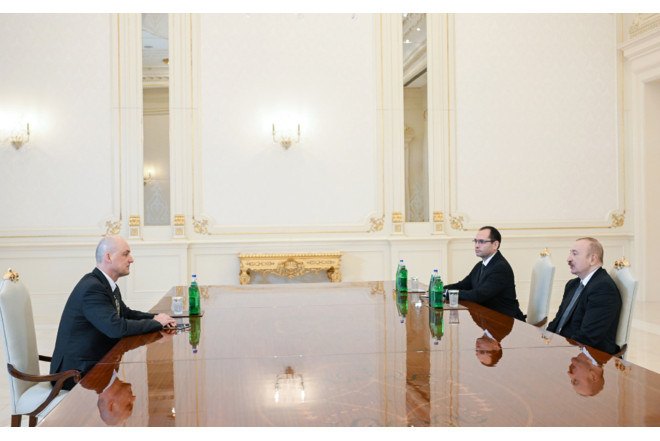 Prezident qəbul keçirdi - FOTOLAR