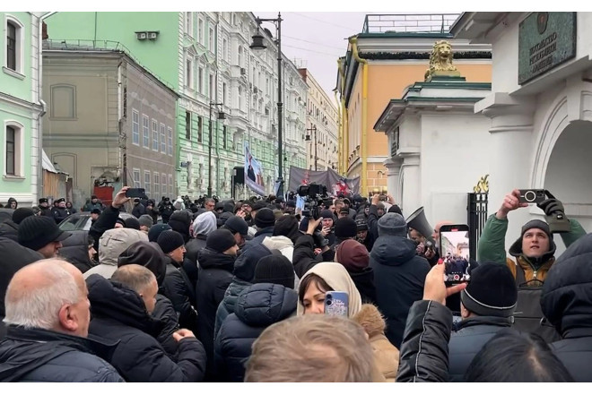 Moskvada Paşinyana qarşı etiraz aksiyası - VİDEO