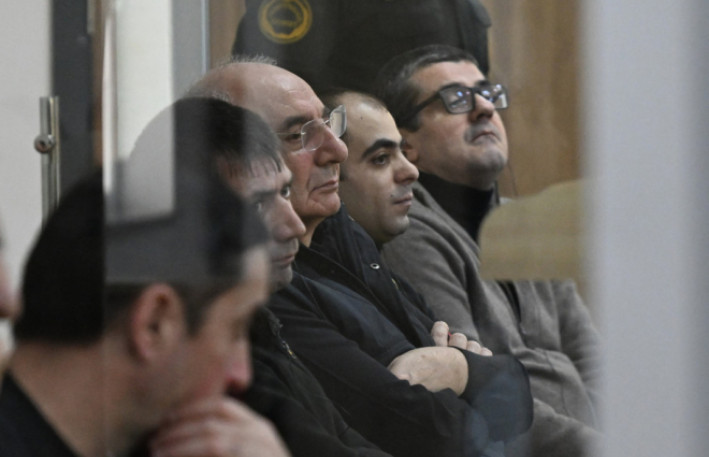 Arayik Harutyunyan və digər şəxslərə şəxslərə son söz verilib 