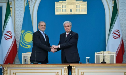 Pezeşkian Tokayevlə görüşdü