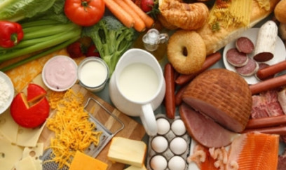 Nə yeyəcəyimizə kimlər qərar verir? 