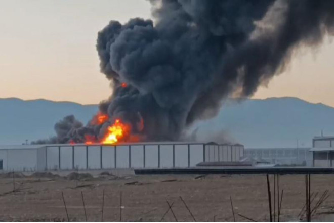 Türkiyədə fabrikdə güclü yanğın baş verib 