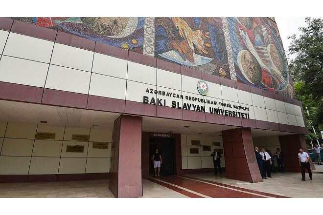 Məşhur universitetdə söküntü işlərinə başlanıldı 