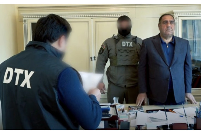 İcra başçısı rüşvəti belə alırmış - DTX VİDEO YAYDI